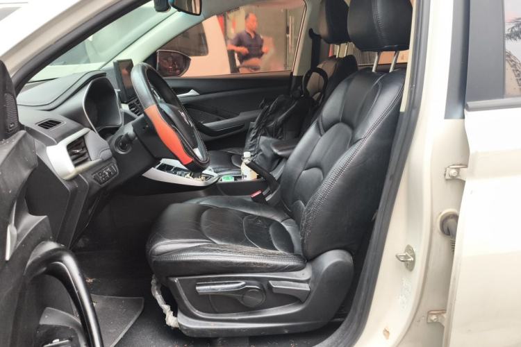 Used Baojun 530 2018 1.5T Manual Comfort Version China V Left Front Seat