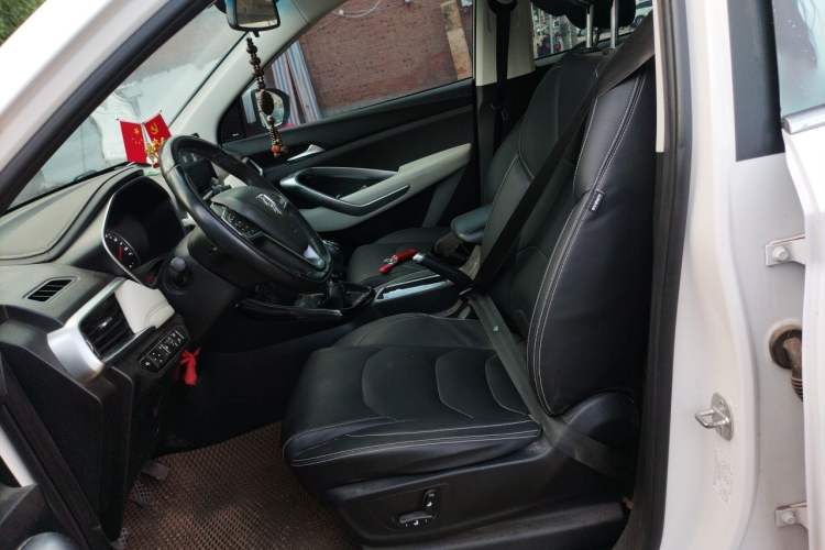 Used Baojun 530 2018 1.5T Manual Prestige Version China V Left Front Seat