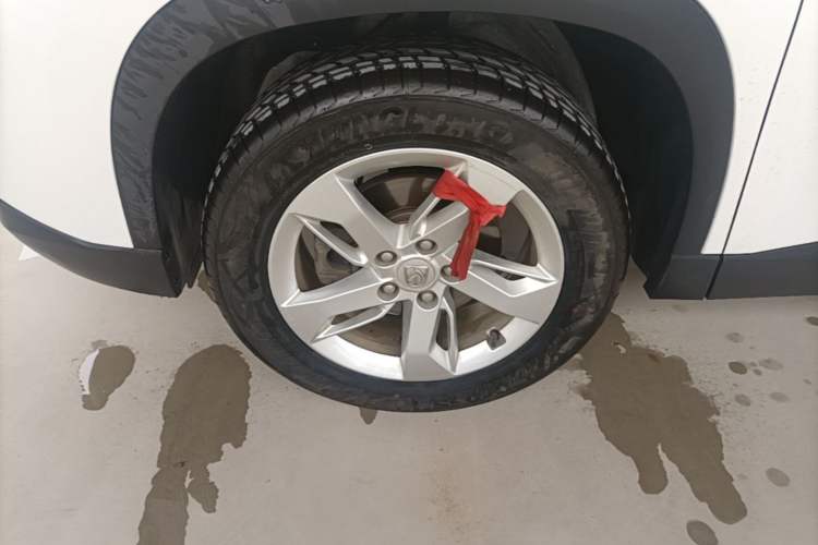 Used Baojun 530 2018 1.8L Automatic Luxury Version China V Left Front Wheel Hub