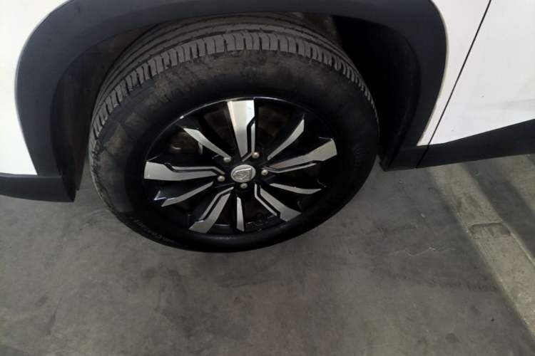 Used Baojun 530 2018 1.5T DCT Flagship Version China V Emission Standard Left Front Wheel Hub
