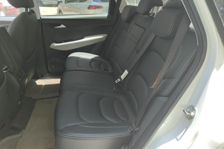 Used Baojun 530 2018 1.5T DCT Flagship Version China V Emission Standard Left Rear Seat
