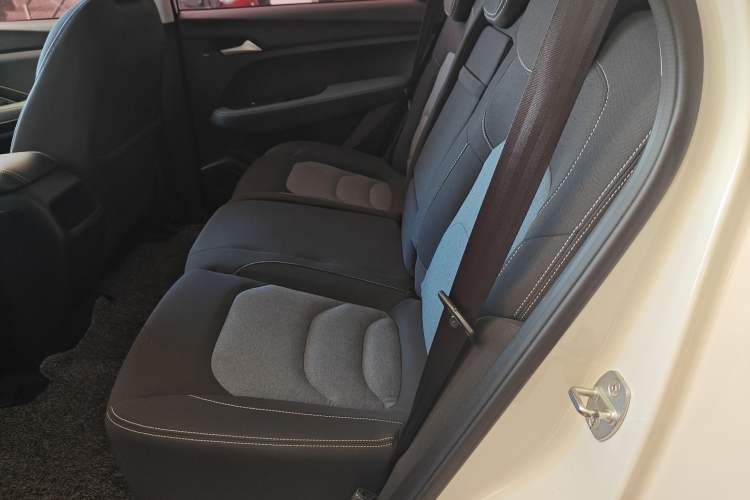 Used Baojun 530 2018 1.8L Automatic Elite Version China V Emission Standard Left Rear Seat