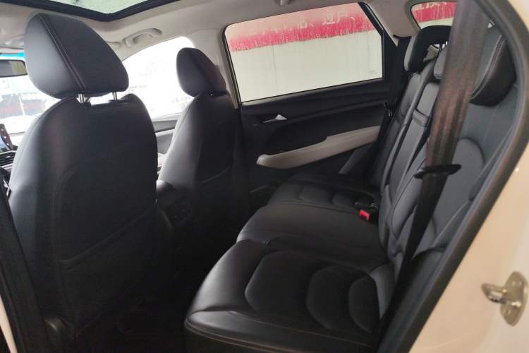 Used Baojun 530 2018 1.5T DCT Flagship Version China V Emission Standard Left Rear Seat