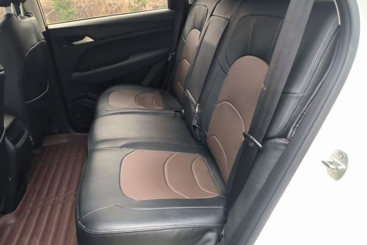 Used Baojun 530 2018 1.8L Automatic Elite Version China V Emission Standard Left Rear Seat