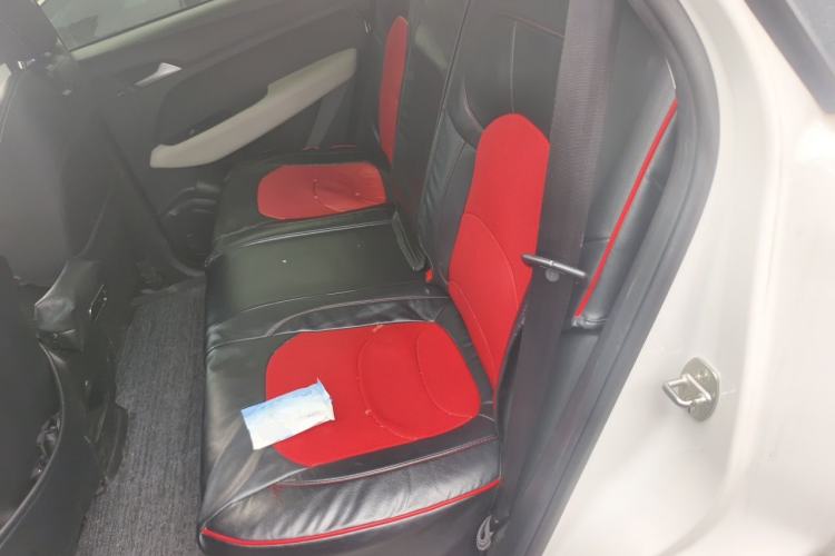 Used Baojun 530 2018 1.5T Manual Prestige Version China V Left Rear Seat