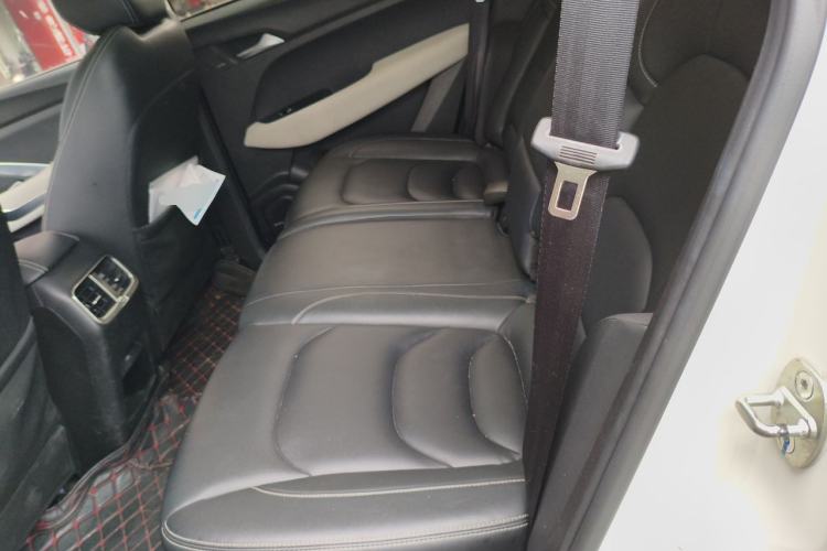 Used Baojun 530 2018 1.5T DCT Flagship Version China V Emission Standard Left Rear Seat