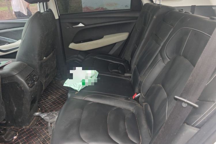 Used Baojun 530 2018 1.5T DCT Flagship Version China V Emission Standard Left Rear Seat