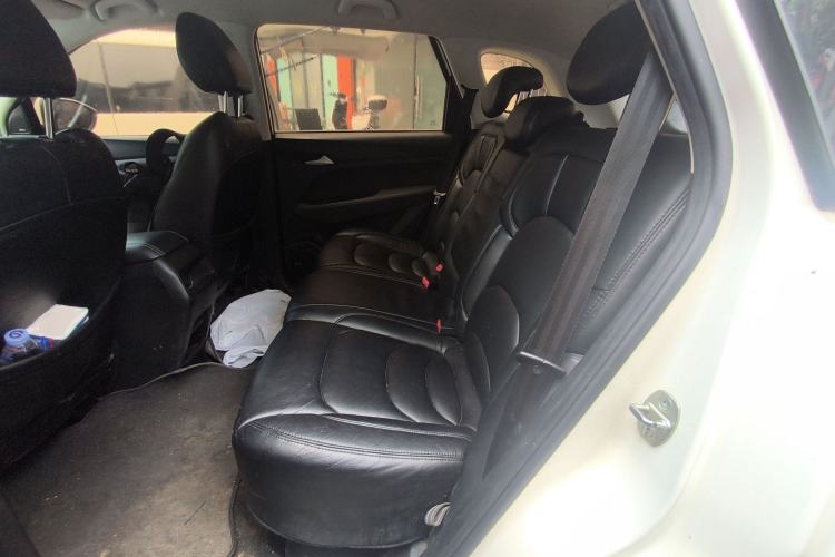Used Baojun 530 2018 1.5T Manual Comfort Version China V Left Rear Seat