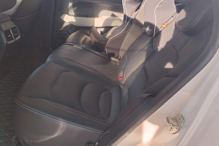 Used Baojun 530 2018 1.5T Manual Prestige Version China V Left Rear Seat
