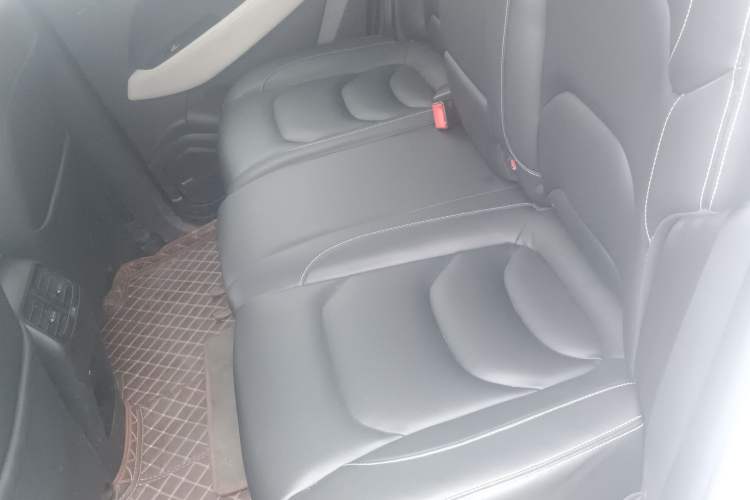 Used Baojun 530 2018 1.5T DCT Flagship Version China V Emission Standard Left Rear Seat