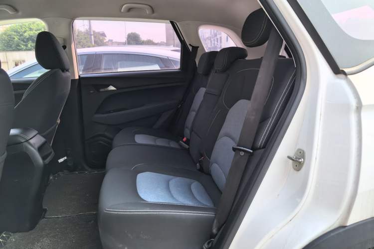 Used Baojun 530 2018 1.5T Manual Elite Version China V Left Rear Seat