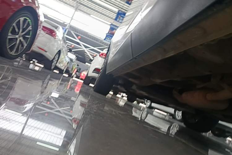 Used Baojun 530 2018 1.5T DCT Flagship Version China V Emission Standard Left Side Sill