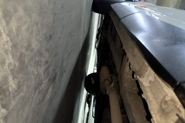Used Baojun 530 2018 1.5T DCT Flagship Version China V Emission Standard Left Side Sill