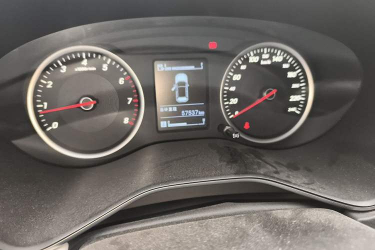 Used Baojun 530 2018 1.5T Manual Luxury Version National V Odometer Close Up