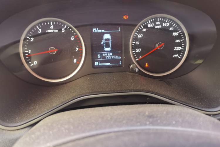 Used Baojun 530 2018 1.8L Automatic Elite Version China V Emission Standard Odometer Close Up