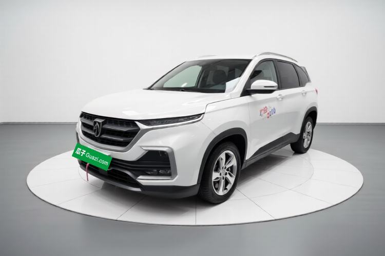 Baojun 530 2018 1.5T Manual Elite Version China V usata Guazi used car, China used car export, Used car for sale, Used  cars, Cheapest cars for sale