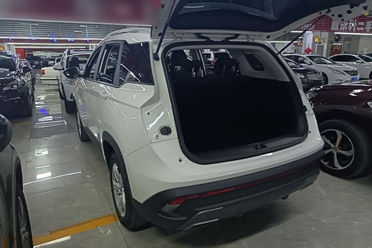 Used Baojun 530 2018 1.8L Automatic Elite Version China V Emission Standard Rear Left 45 Deg