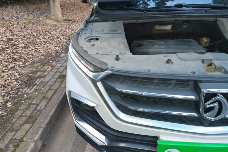 Used Baojun 530 2018 1.5T Manual Prestige Version China V Right Front Headlight