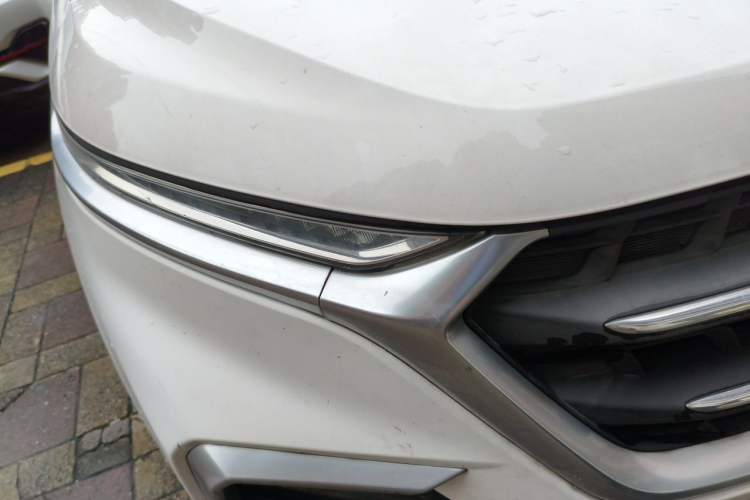 Used Baojun 530 2018 1.5T DCT Flagship Version China V Emission Standard Right Front Headlight