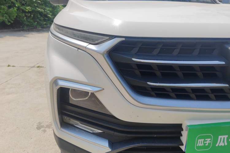 Used Baojun 530 2018 1.5T Manual Prestige Version China V Right Front Headlight