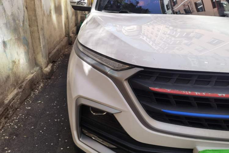 Used Baojun 530 2018 1.8L Automatic Elite Version China V Emission Standard Right Front Headlight