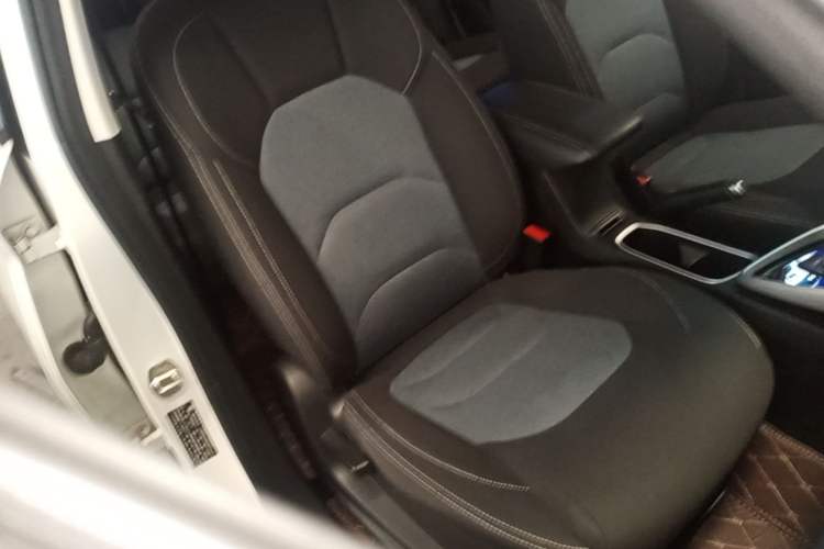 Used Baojun 530 2018 1.8L Automatic Elite Version China V Emission Standard Right Front Seat