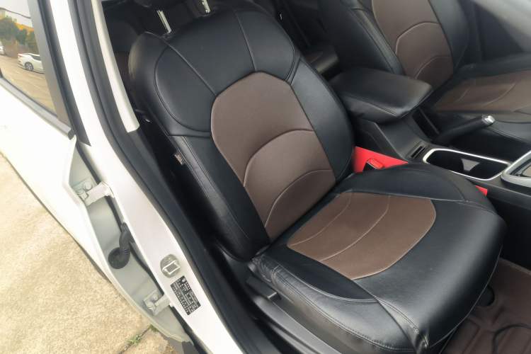 Used Baojun 530 2018 1.8L Automatic Elite Version China V Emission Standard Right Front Seat