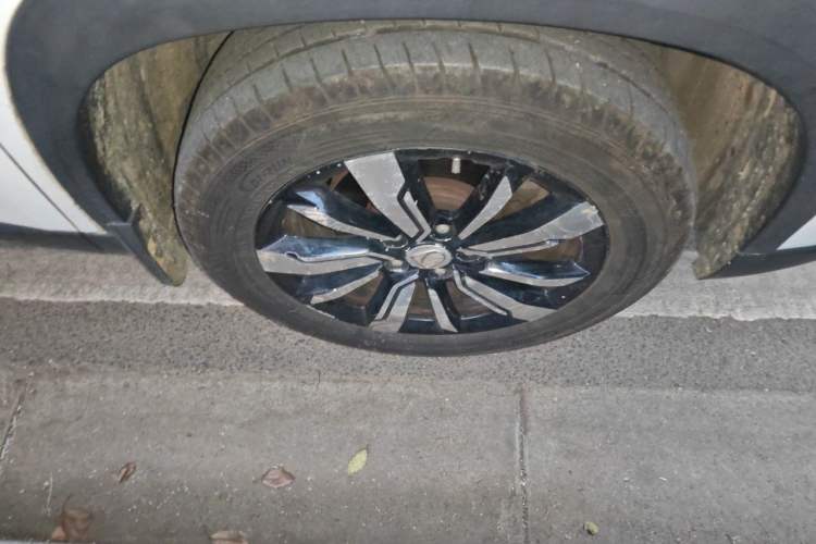 Used Baojun 530 2018 1.5T Manual Prestige Version China V Right Front Wheel Hub