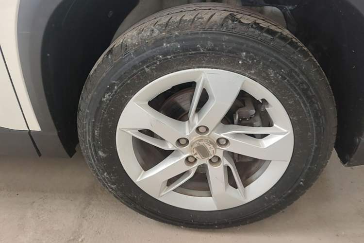 Used Baojun 530 2018 1.5T Manual Comfort Version China V Right Front Wheel Hub
