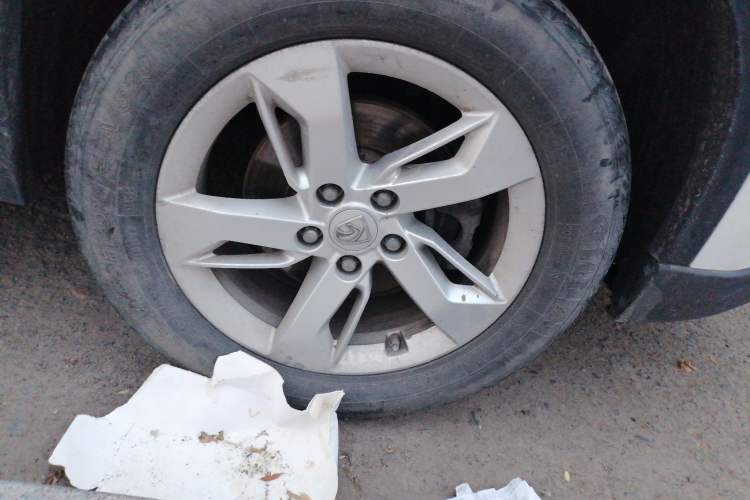 Used Baojun 530 2018 1.5T Manual Comfort Version China V Right Front Wheel Hub
