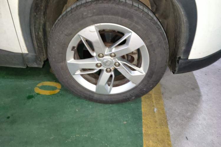 Used Baojun 530 2018 1.5T Manual Luxury Version National V Right Front Wheel Hub