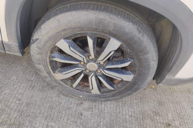 Used Baojun 530 2018 1.5T Manual Prestige Version China V Right Front Wheel Hub