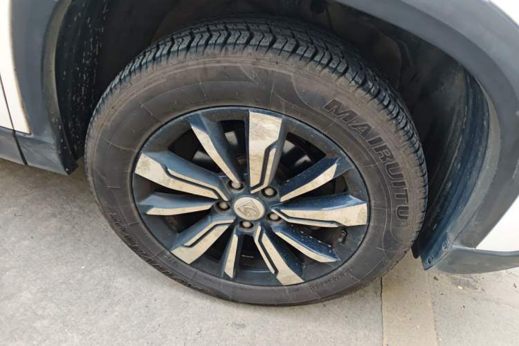 Used Baojun 530 2018 1.5T Manual Prestige Version China V Right Front Wheel Hub