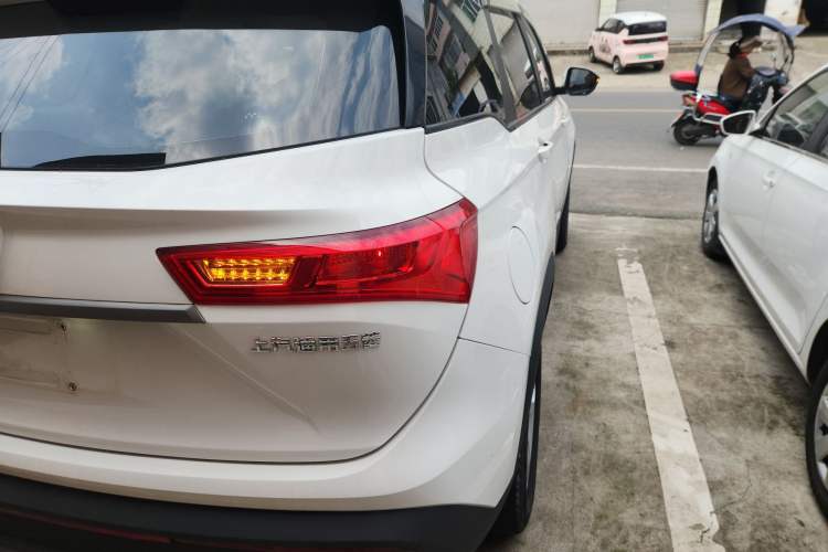 Used Baojun 530 2018 1.5T Manual Comfort Version China V Right Rear Taillight