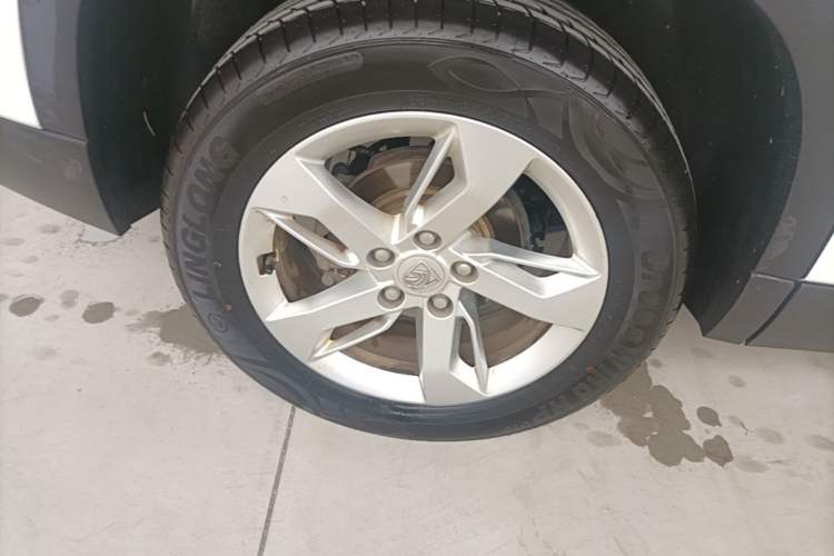 Used Baojun 530 2018 1.8L Automatic Luxury Version China V Right Rear Wheel Hub