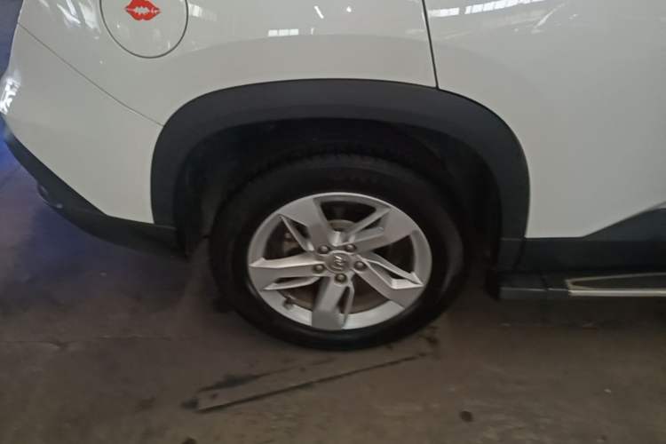 Used Baojun 530 2018 1.8L Automatic Elite Version China V Emission Standard Right Rear Wheel Hub