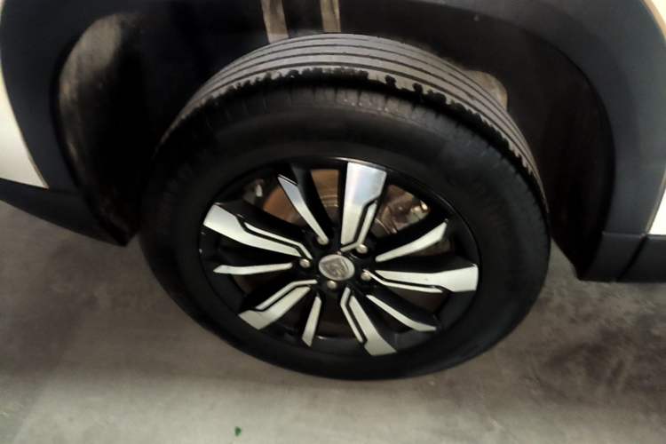 Used Baojun 530 2018 1.5T DCT Flagship Version China V Emission Standard Right Rear Wheel Hub
