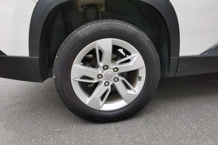 Used Baojun 530 2018 1.5T Manual Comfort Version China V Right Rear Wheel Hub