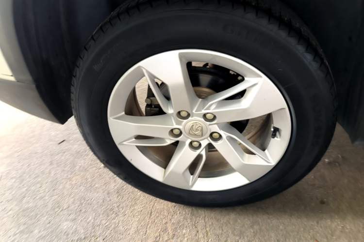 Used Baojun 530 2018 1.8L Automatic Luxury Version China V Right Rear Wheel Hub