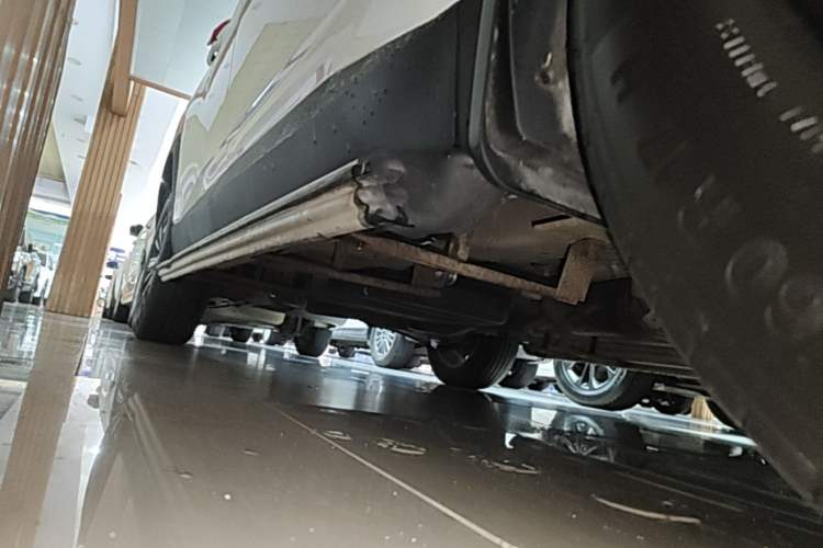 Used Baojun 530 2018 1.5T DCT Flagship Version China V Emission Standard Right Side Sill
