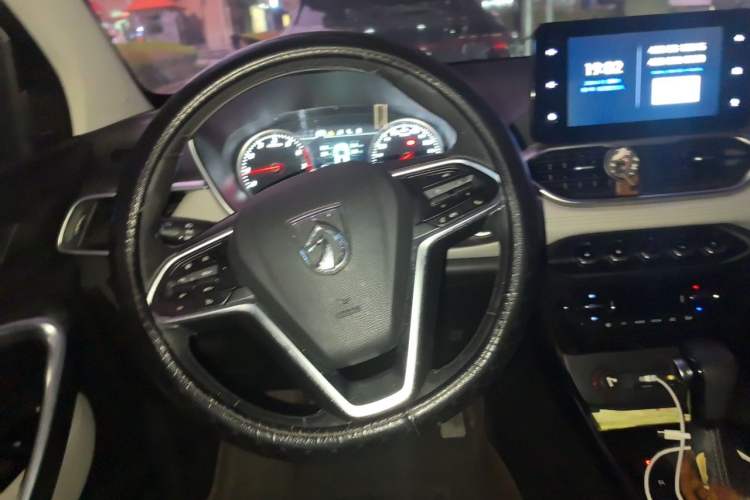 Used Baojun 530 2018 1.5T DCT Flagship Version China V Emission Standard Steering Wheel