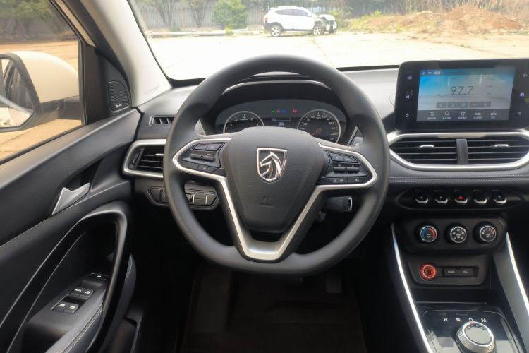 Used Baojun 530 2018 1.8L Automatic Elite Version China V Emission Standard Steering Wheel