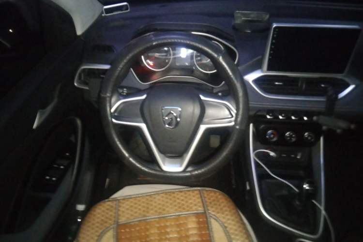 Used Baojun 530 2018 1.5T Manual Comfort Version China V Steering Wheel