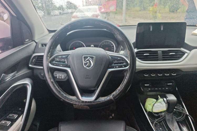 Used Baojun 530 2018 1.5T DCT Flagship Version China V Emission Standard Steering Wheel