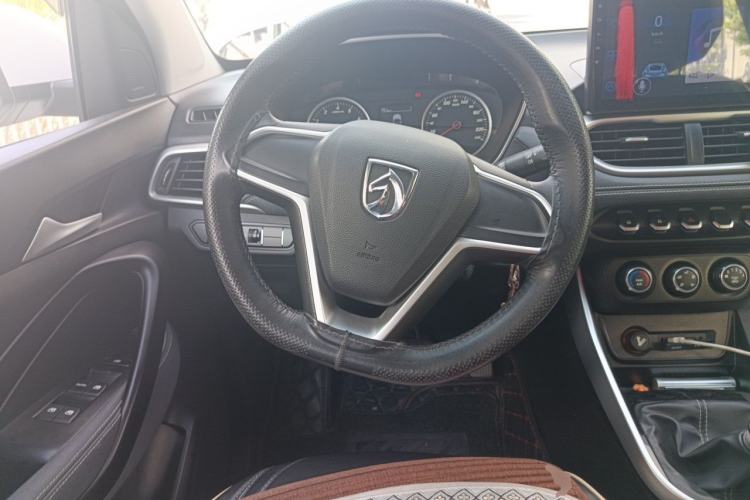 Used Baojun 530 2018 1.5T Manual Comfort Version China V Steering Wheel