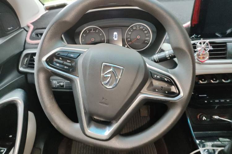 Used Baojun 530 2018 1.5T DCT Luxury Model China V Steering Wheel