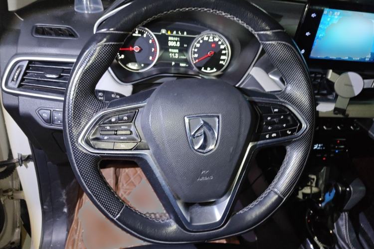 Used Baojun 530 2018 1.5T DCT Flagship Version China V Emission Standard Steering Wheel