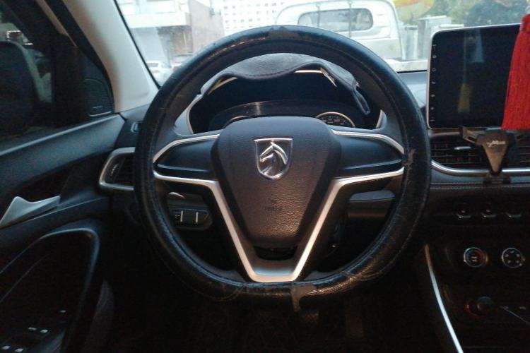 Used Baojun 530 2018 1.5T Manual Comfort Version China V Steering Wheel