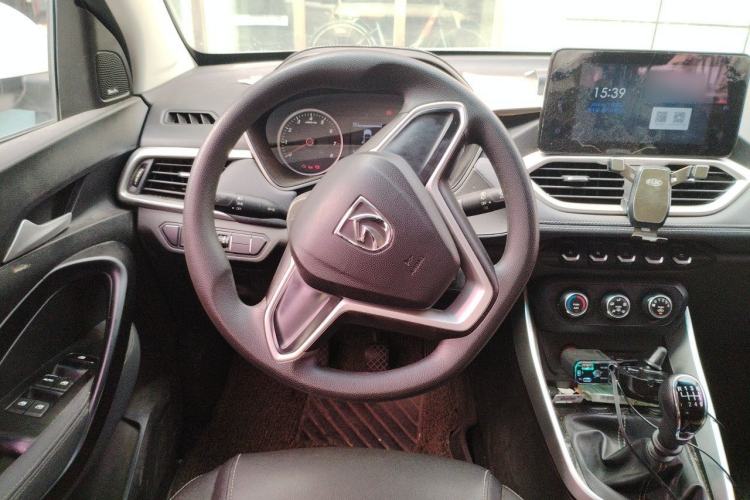 Used Baojun 530 2018 1.5T Manual Elite Version China V Steering Wheel