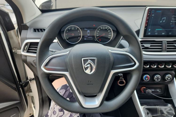 Used Baojun 530 2018 1.5T Manual Comfort Version China V Steering Wheel